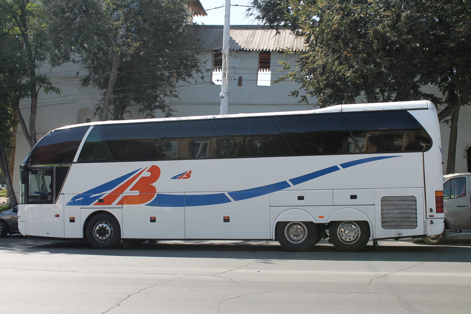 Neoplan, дополнительное фото 2